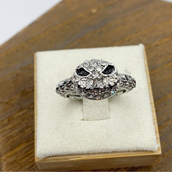 Jack Skellington pave crystal and enamel Nightmare Before Christmas ring sz 6.5 - Picture 6 of 12